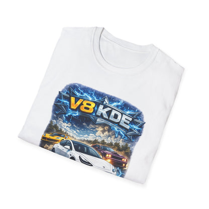 Bílé tričko s potiskem V8 KDE a třemi vozy Tesla